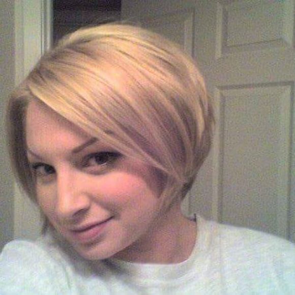 Meet your Posher, Aubrey - Picture 1 of 1